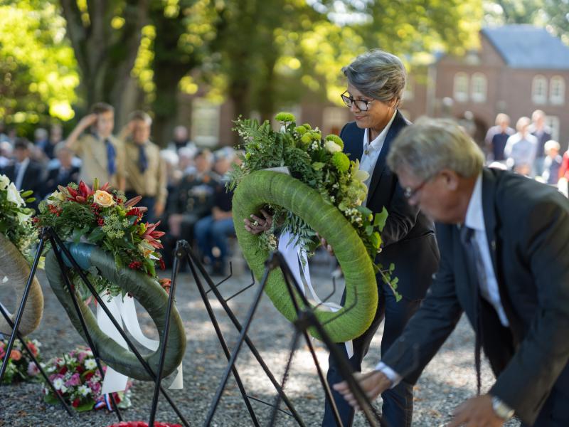 ../public/images/images/fotos/2023/Op Vleugels Der Vrijheid - 24 sept 2023 - 156.jpg